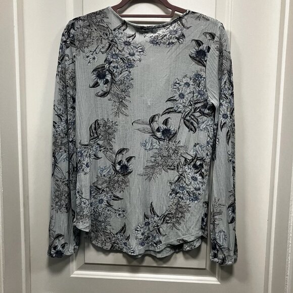 Lucky brand women’s size small long sleeve floral light blue peasant top - Picture 2 of 11
